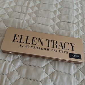 Ellen Tracy Nudity Eyeshadow Pallete